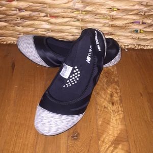 New Balance flats